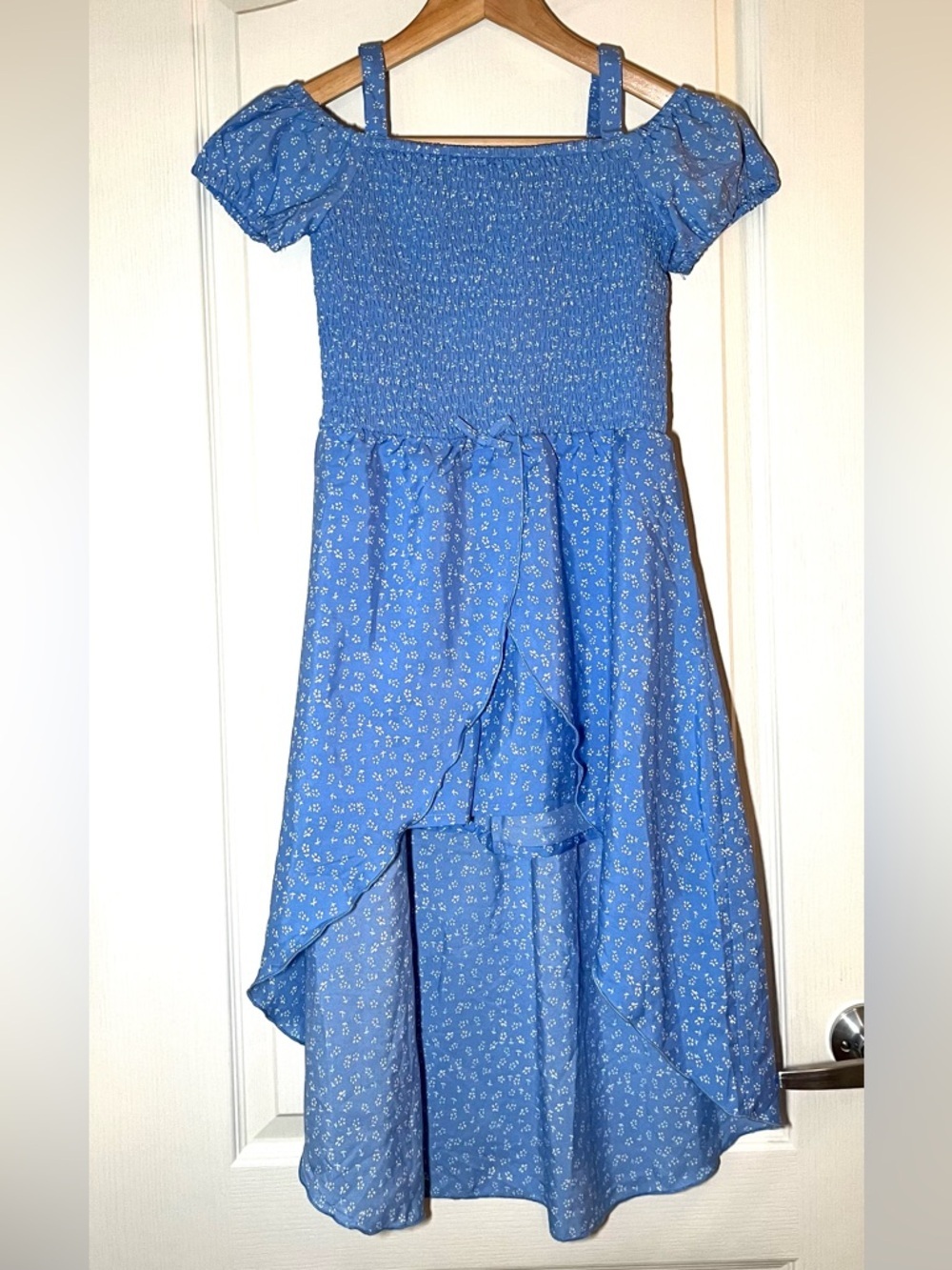 NWT Suko Girl Blue Floral Smocked Romper Dress size 8 Boho Chic Summer Essential